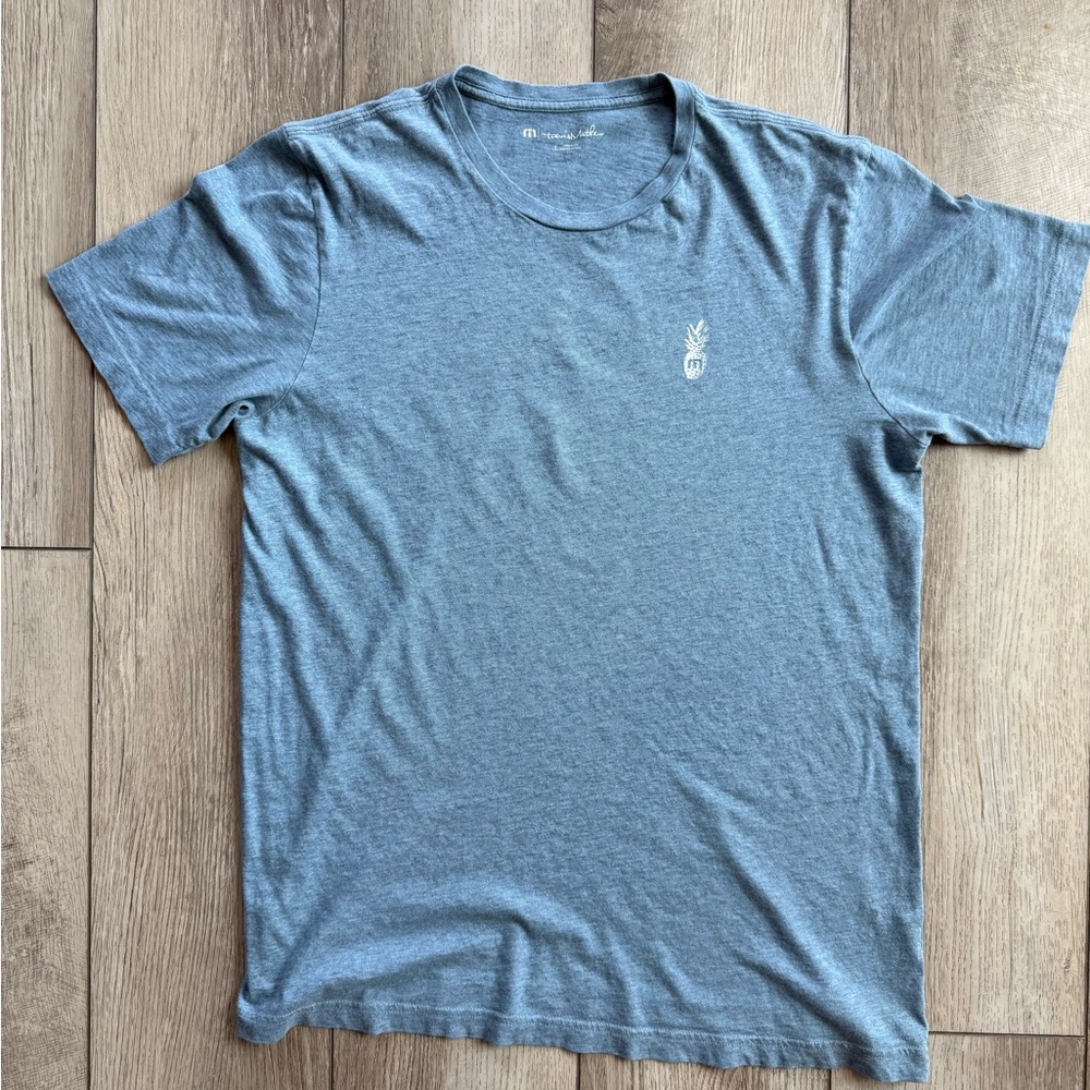 Travis Mathew Men’s Large Heather Blue Short Sleeve Tee